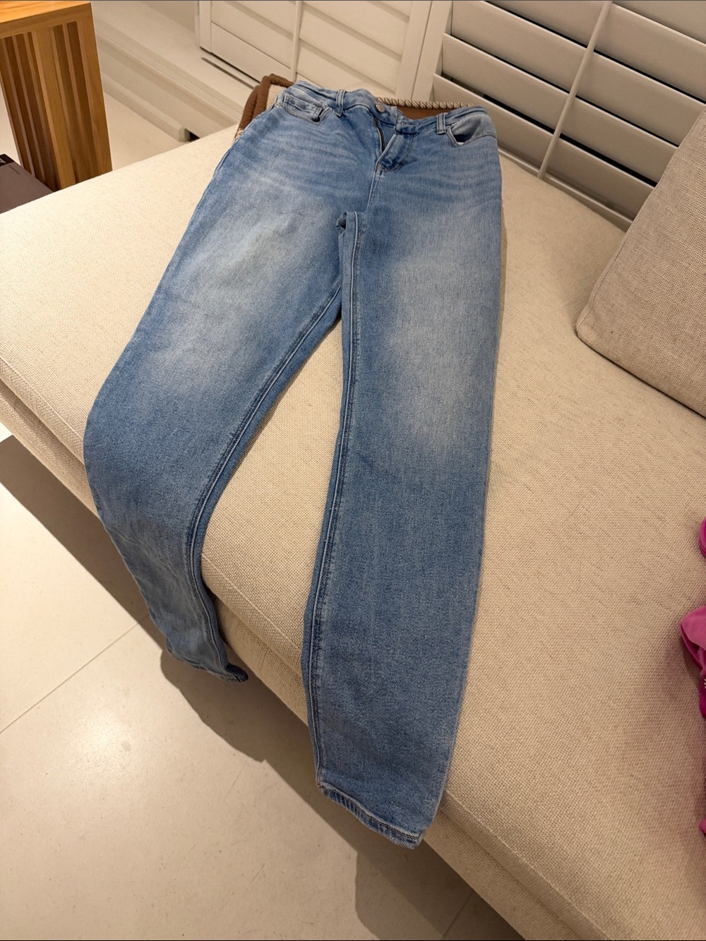 American Eagle Outfitters Light Blue Straight Leg Jeans